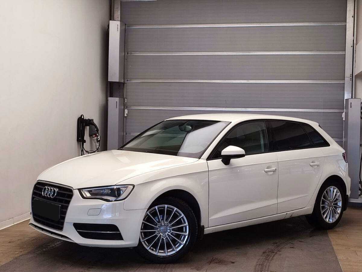 Купить Audi A3 с пробегом. Посмотреть фото