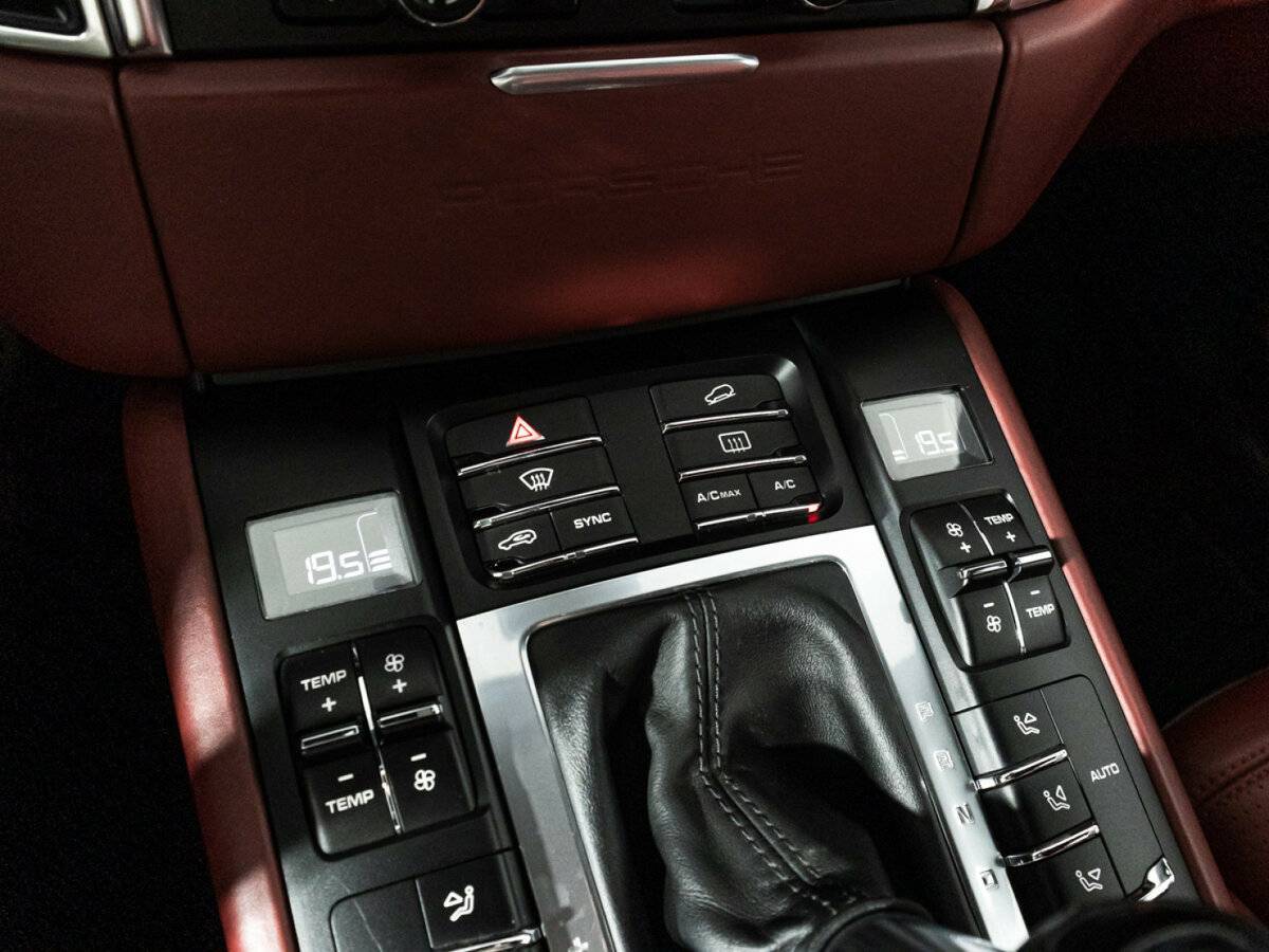 Купить Porsche Macan с пробегом. Фото: #21