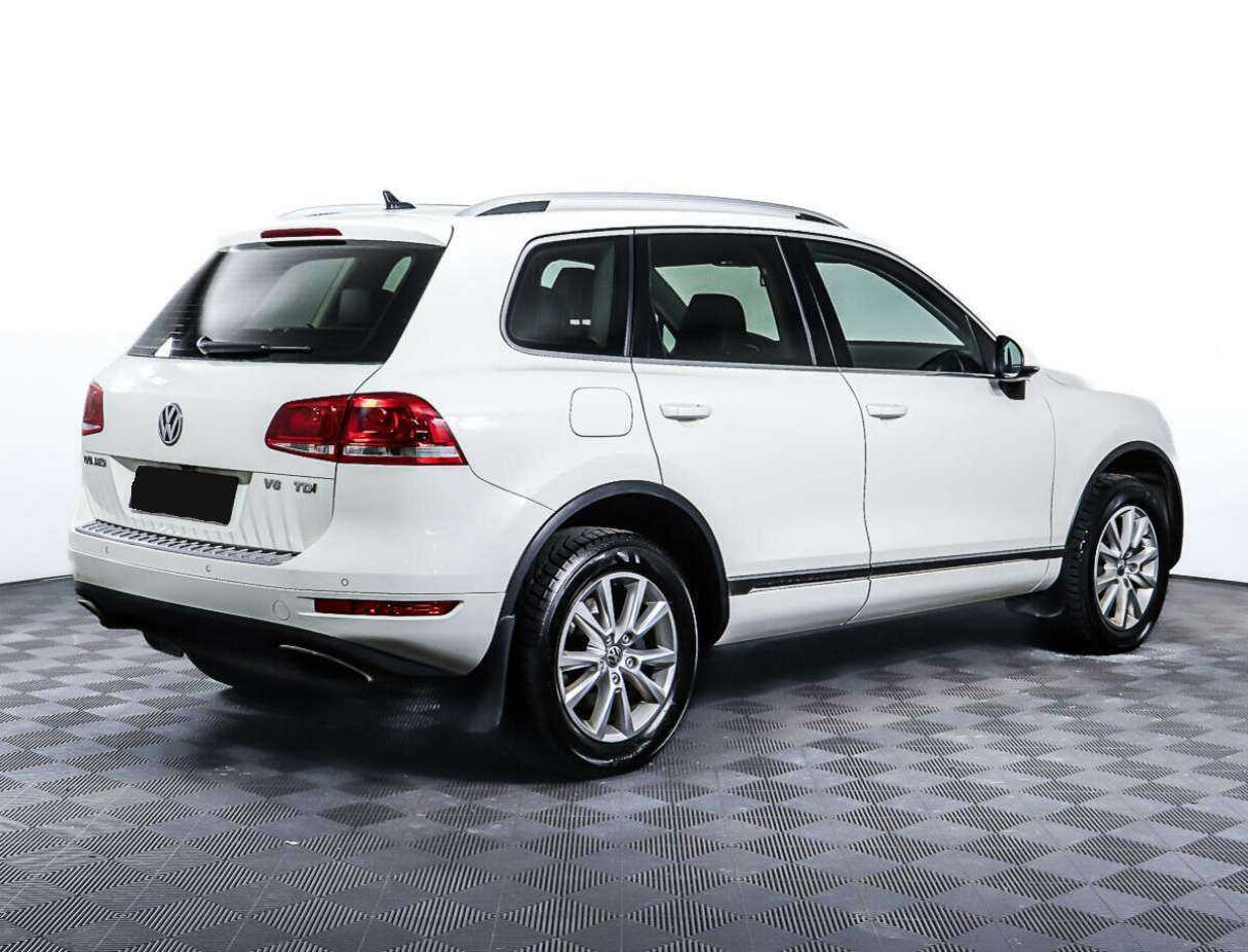 Купить Volkswagen Touareg с пробегом. Фото: #4