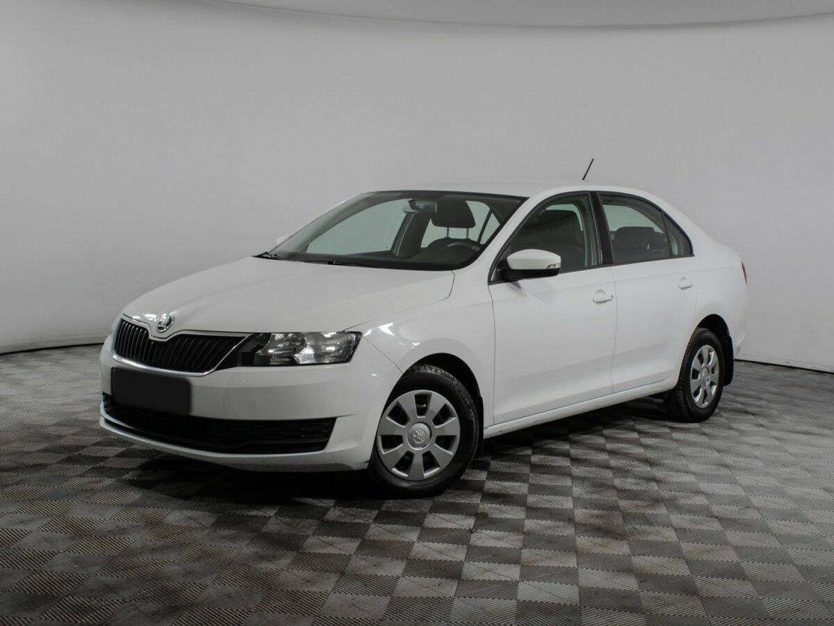 Купить Skoda Rapid с пробегом. Посмотреть фото