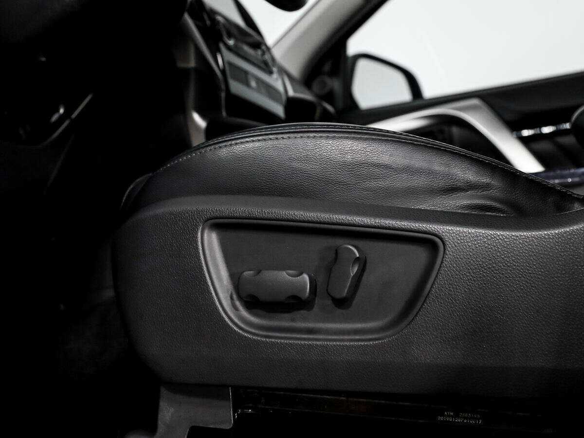 Купить Mitsubishi Pajero Sport с пробегом. Фото: #9