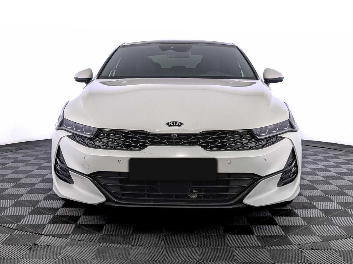 Купить Kia K5 с пробегом. Фото: #1