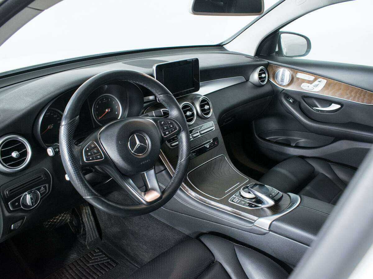 Купить Mercedes-Benz GLC Coupe с пробегом. Фото: #10