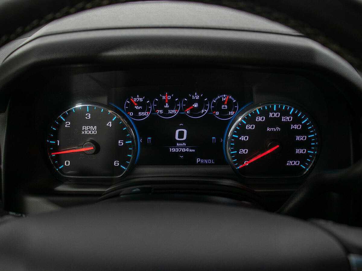 Купить Chevrolet Tahoe с пробегом. Фото: #12