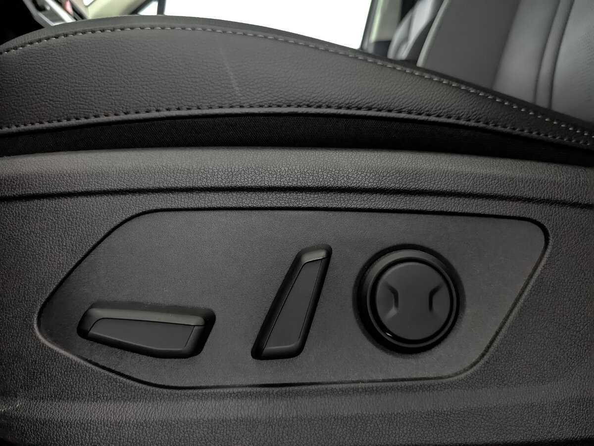 Купить Kia Sorento с пробегом. Фото: #23