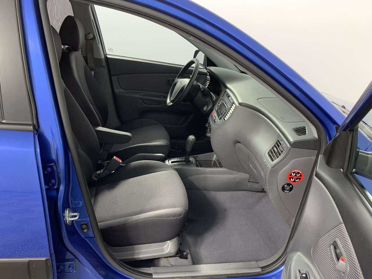 Купить Kia Rio с пробегом. Фото: #17
