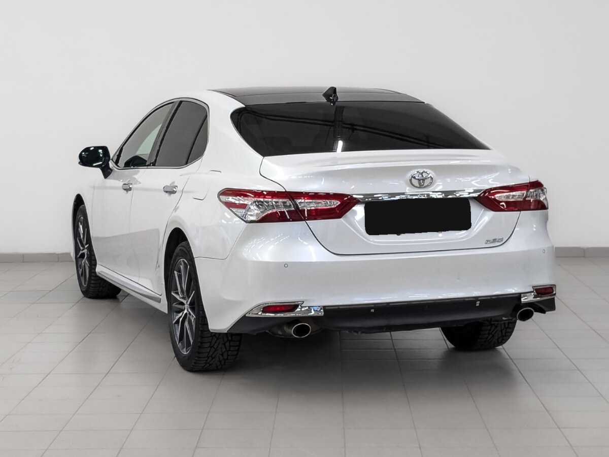 Купить Toyota Camry с пробегом. Фото: #6