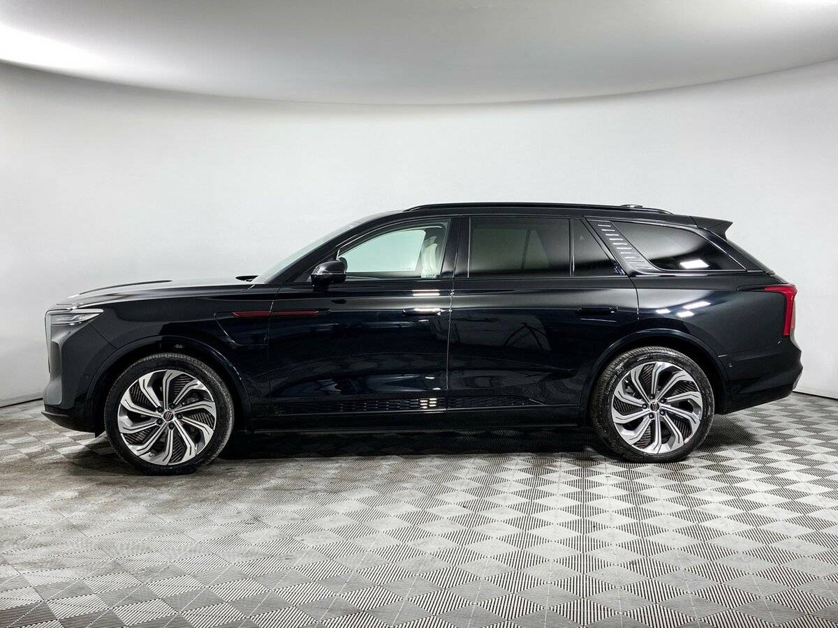 Купить Hongqi E-HS9 с пробегом. Фото: #7