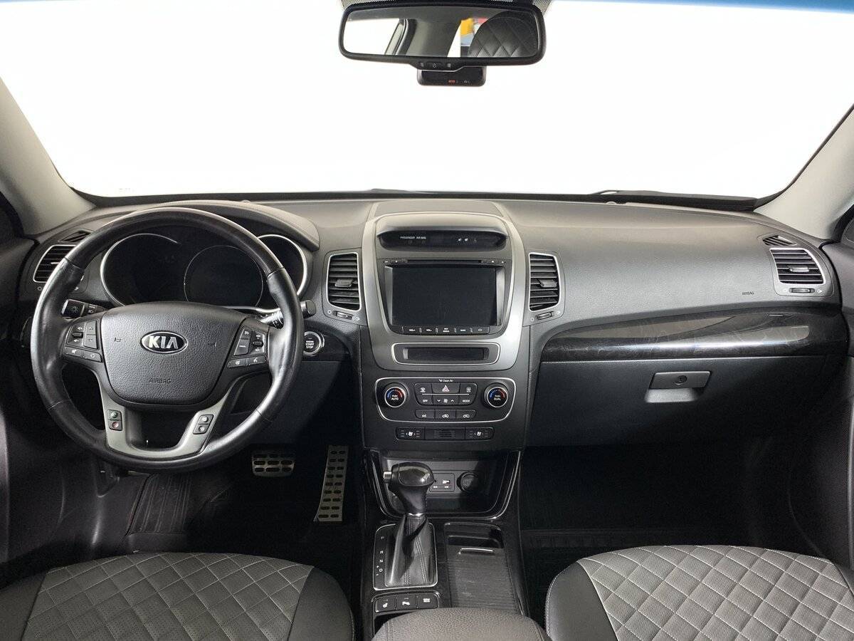 Купить Kia Sorento с пробегом. Фото: #11