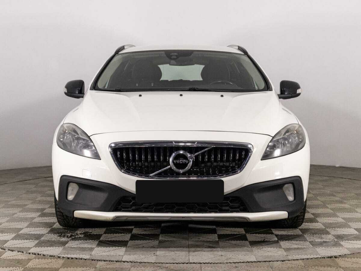 Купить Volvo V40 Cross Country с пробегом. Фото: #1