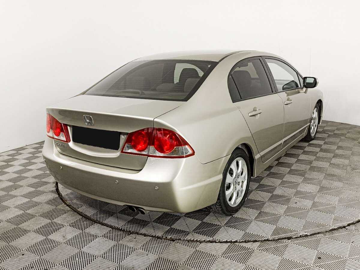 Купить Honda Civic с пробегом. Фото: #4