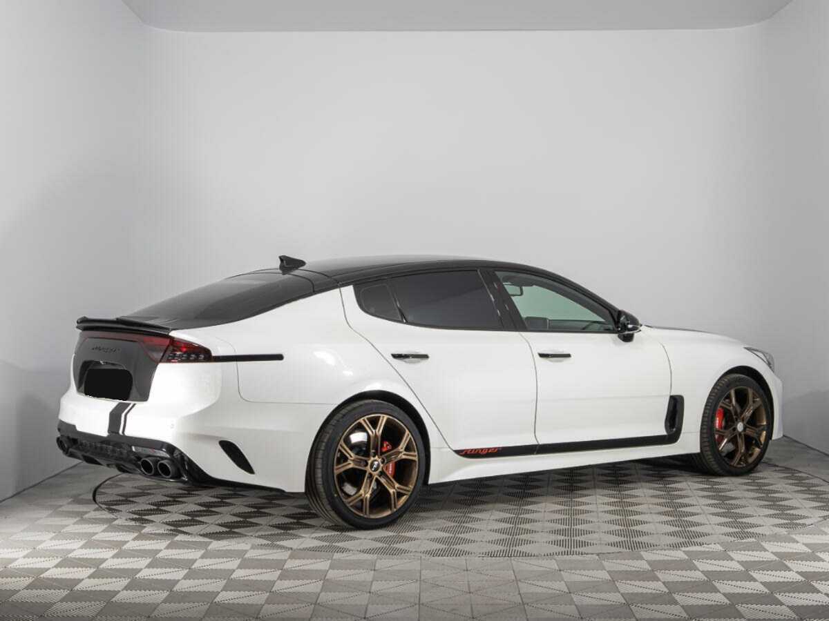 Купить Kia Stinger с пробегом. Фото: #4