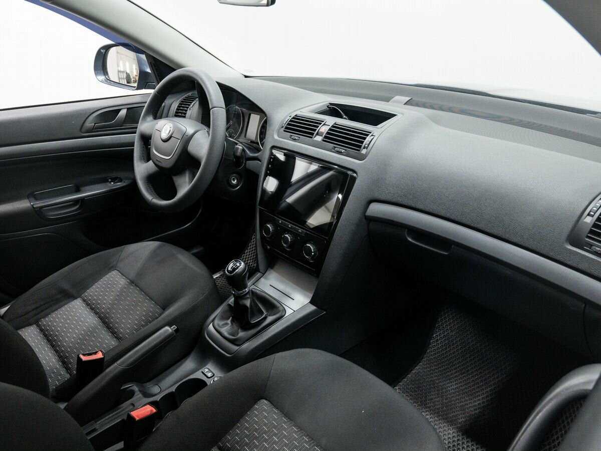 Купить Skoda Octavia с пробегом. Фото: #7