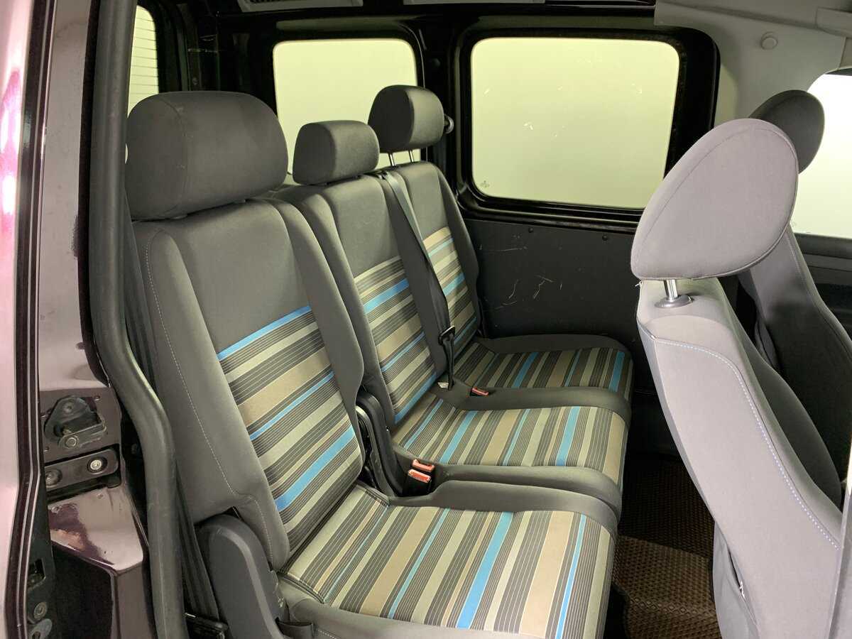 Купить Volkswagen Caddy с пробегом. Фото: #17