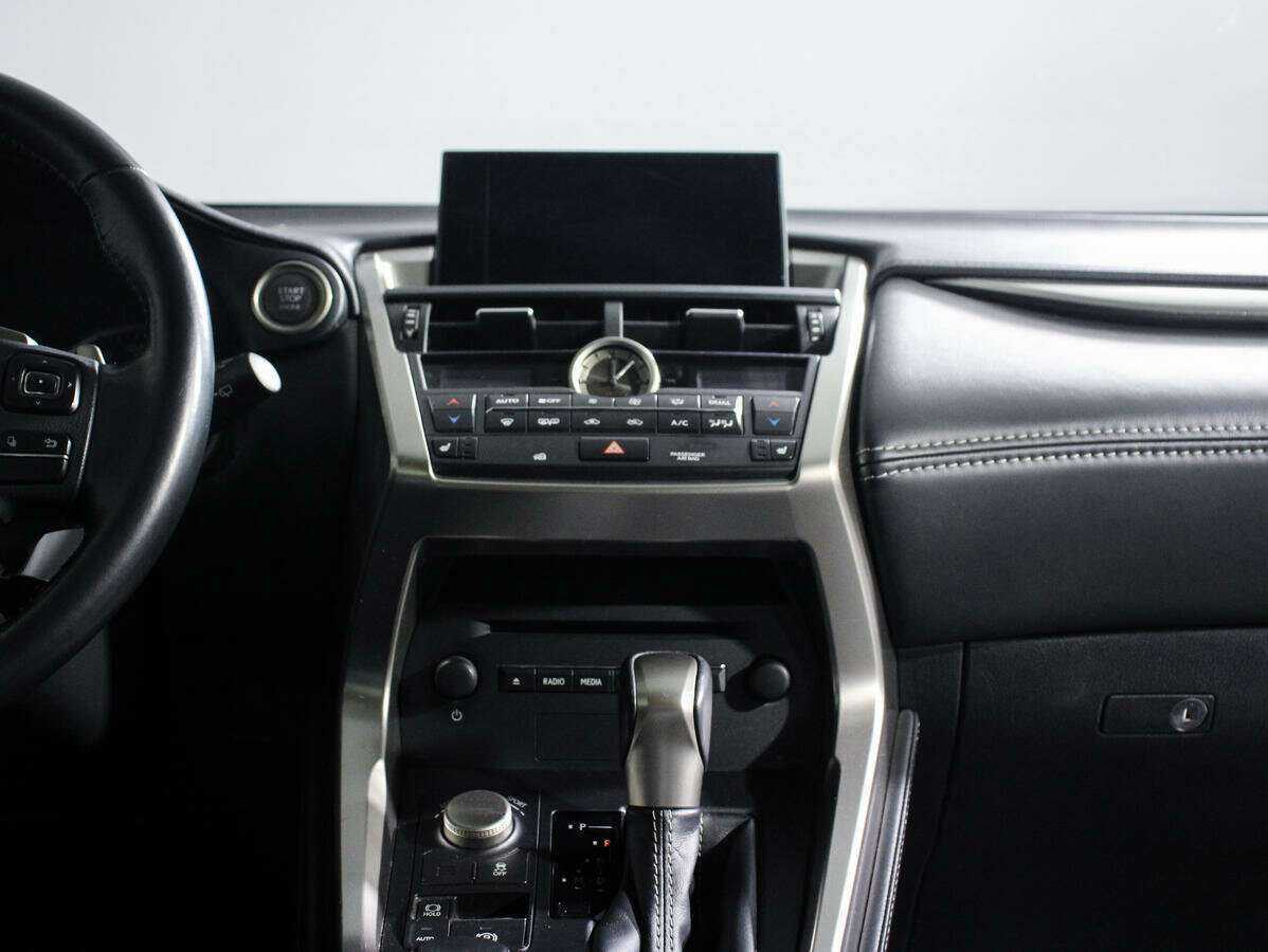 Купить Lexus NX с пробегом. Фото: #11