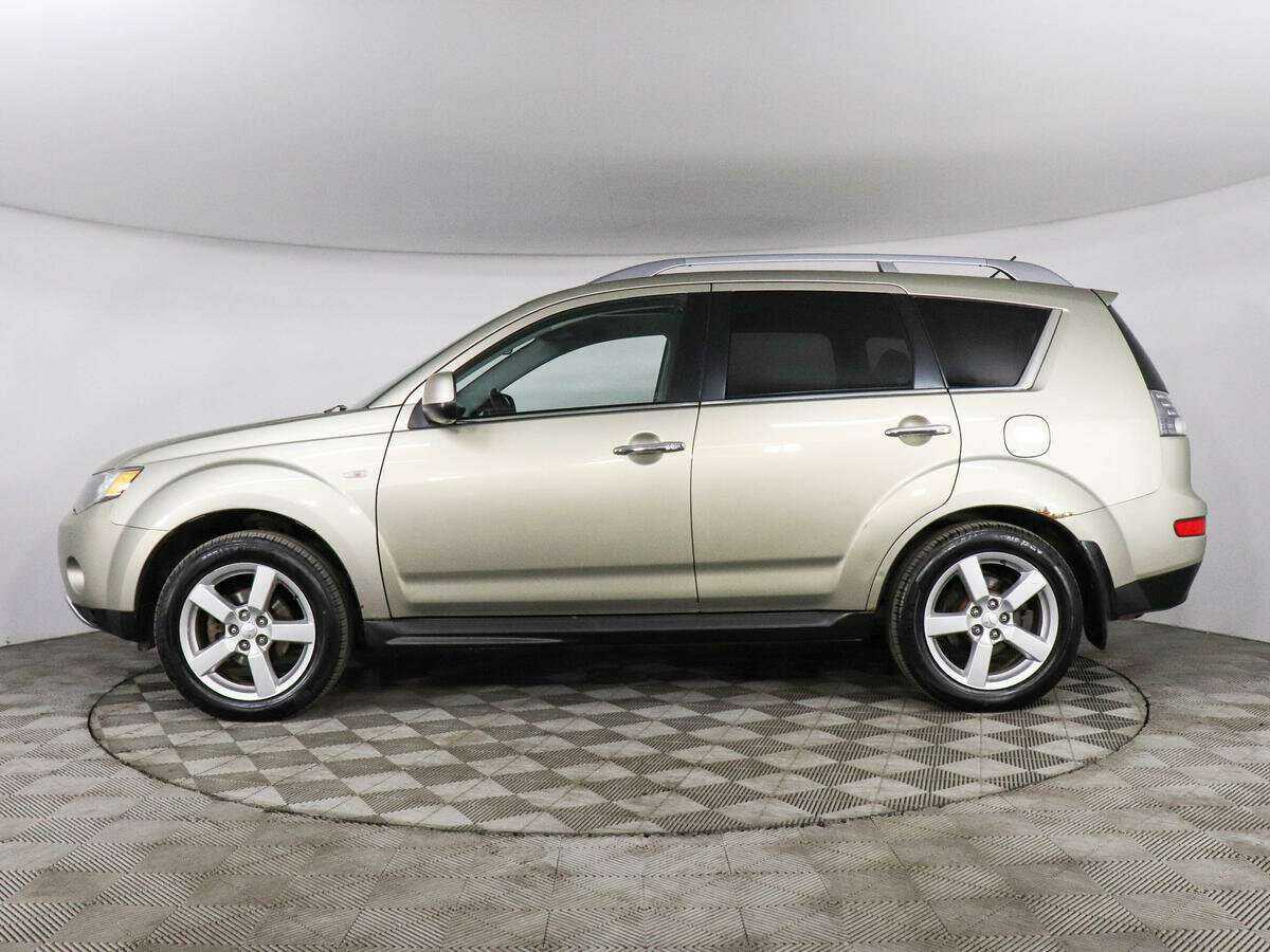 Купить Mitsubishi Outlander с пробегом. Фото: #7
