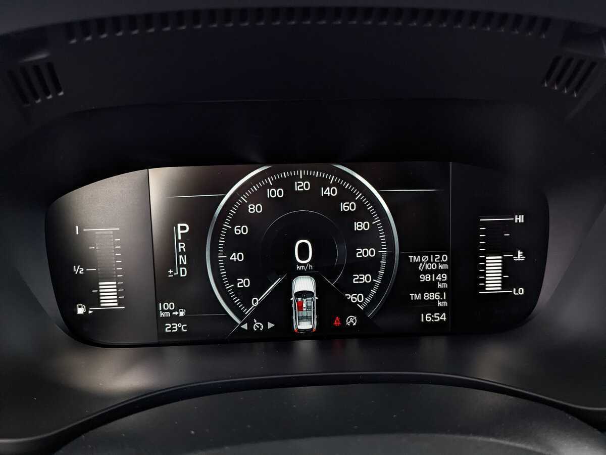 Купить Volvo XC60 с пробегом. Фото: #13