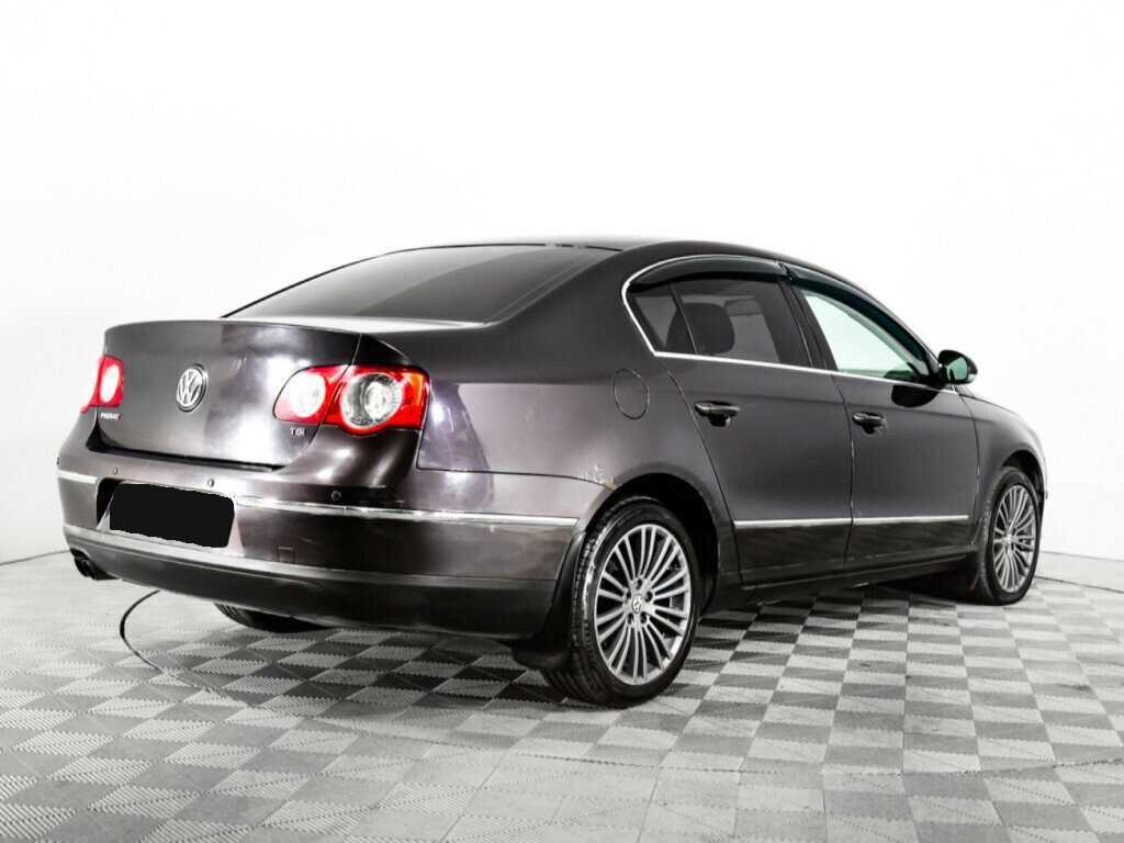 Купить Volkswagen Passat с пробегом. Фото: #4