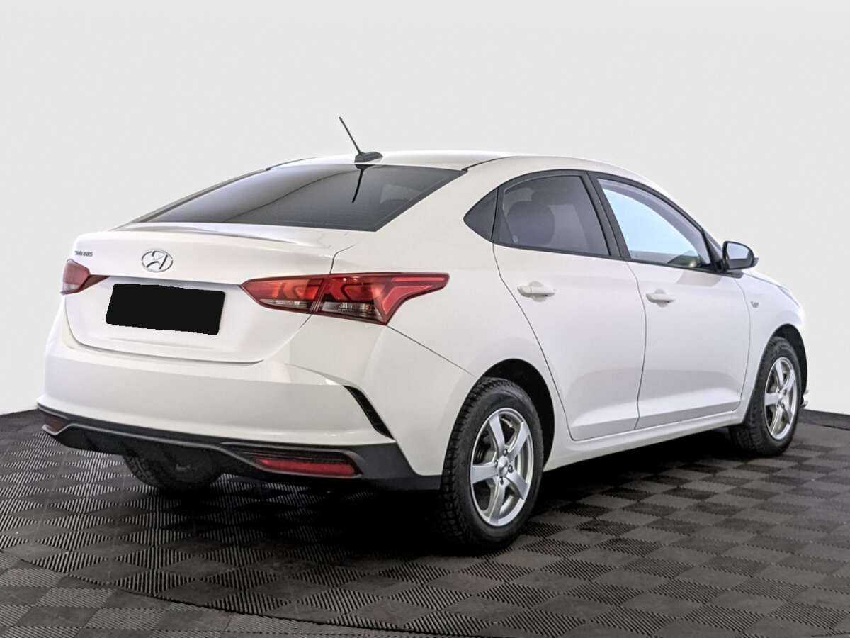 Купить Hyundai Solaris с пробегом. Фото: #4