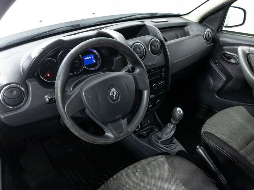 Купить Renault Duster с пробегом. Фото: #7