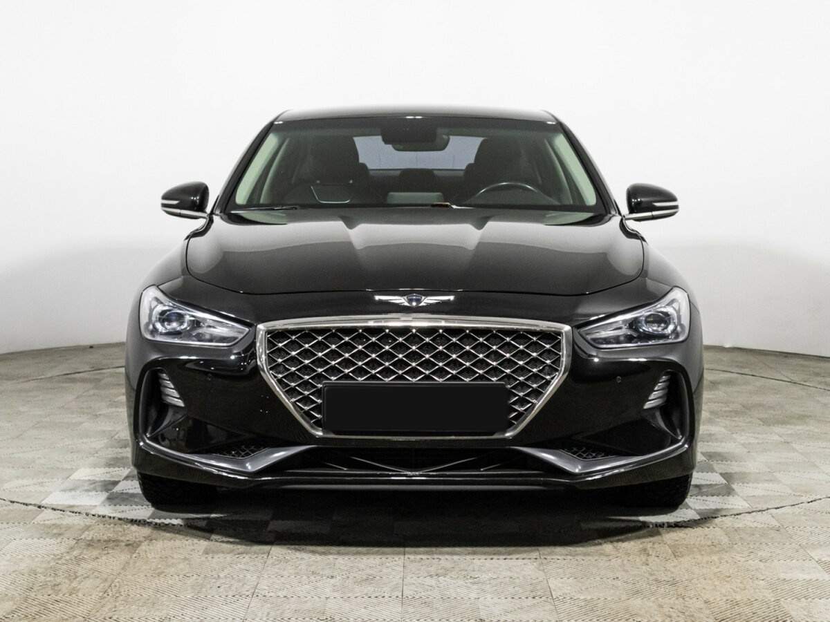 Купить Genesis G70 с пробегом. Фото: #1
