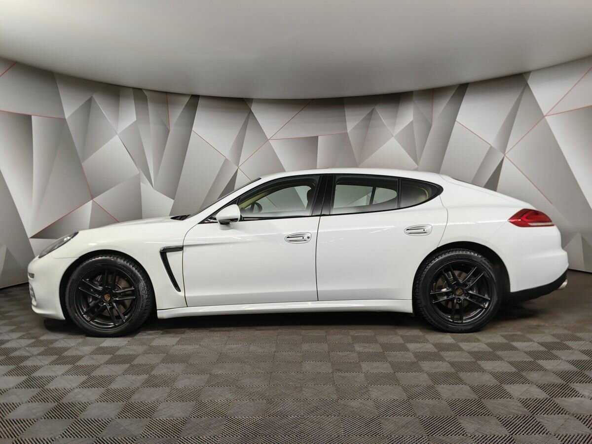 Купить Porsche Panamera с пробегом. Фото: #4