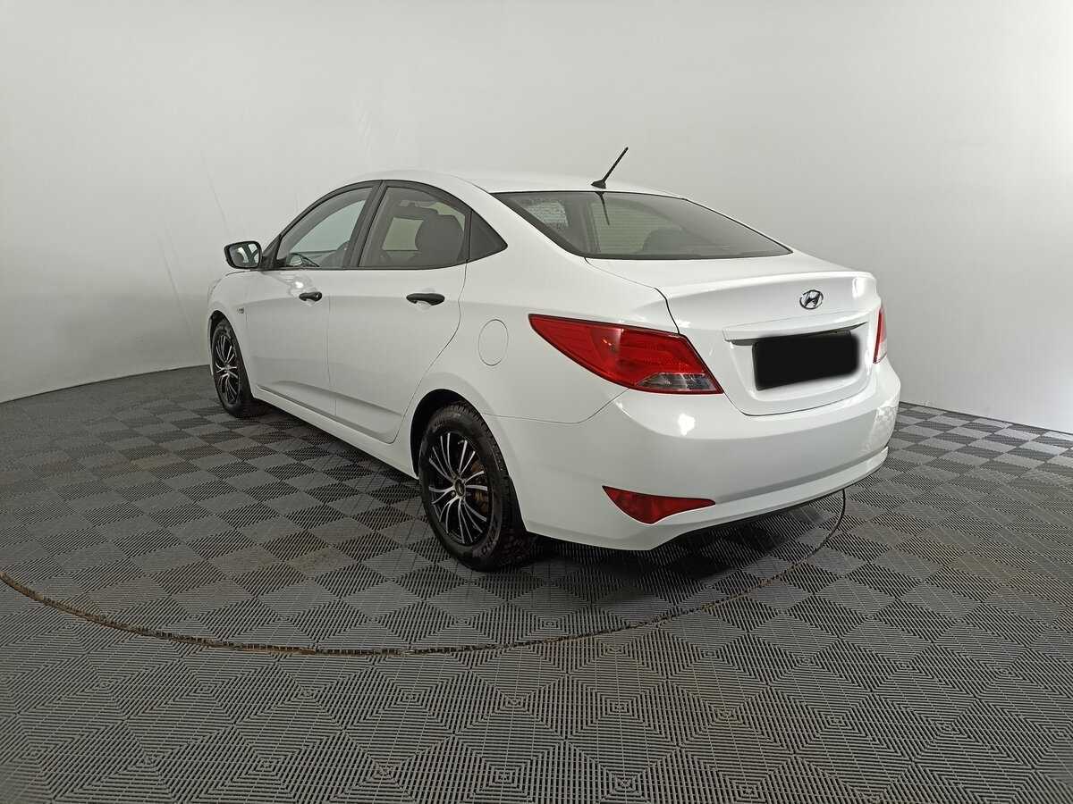 Купить Hyundai Solaris с пробегом. Фото: #6
