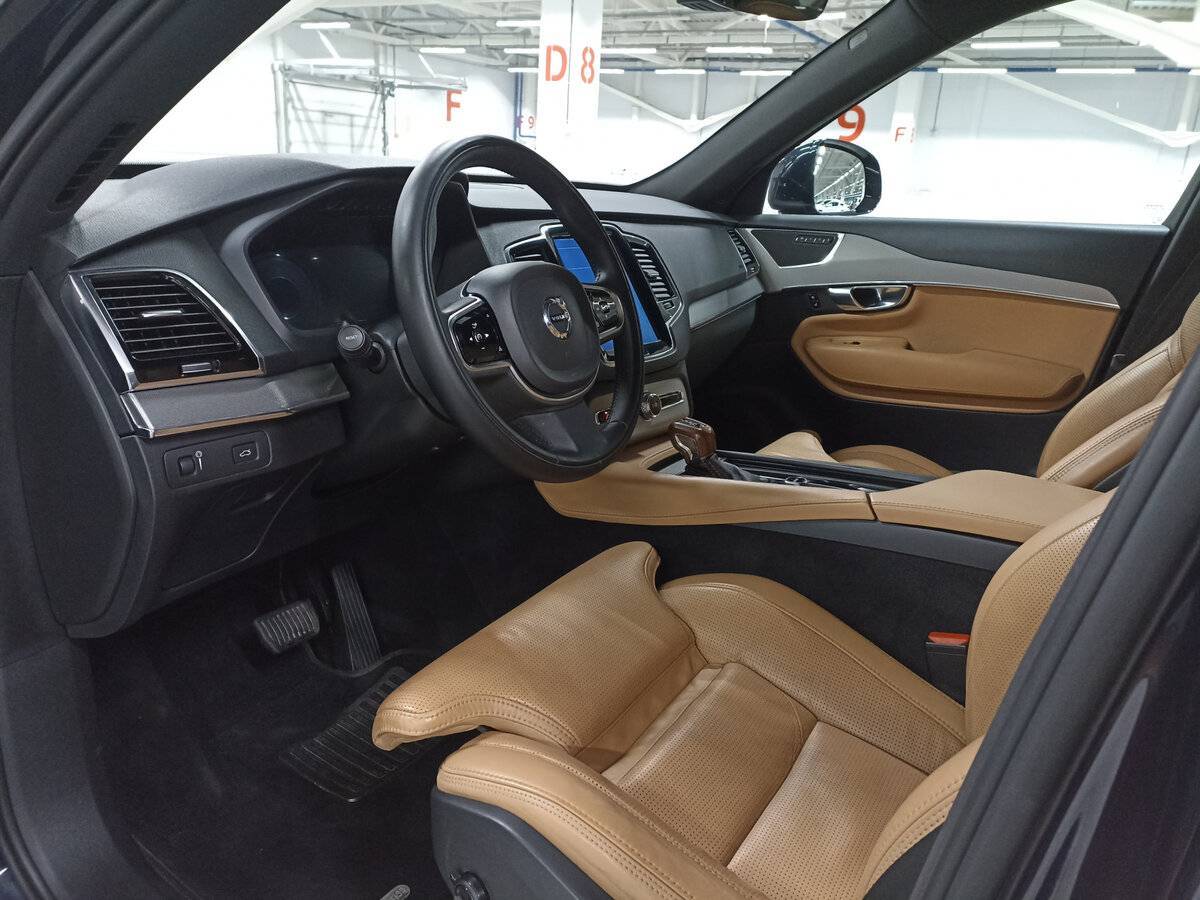 Купить Volvo XC90 с пробегом. Фото: #15