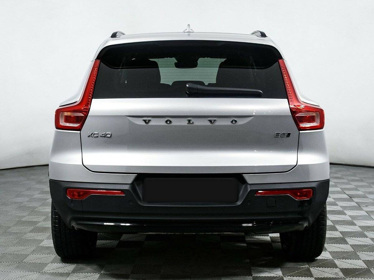 Купить Volvo XC40 с пробегом. Фото: #5