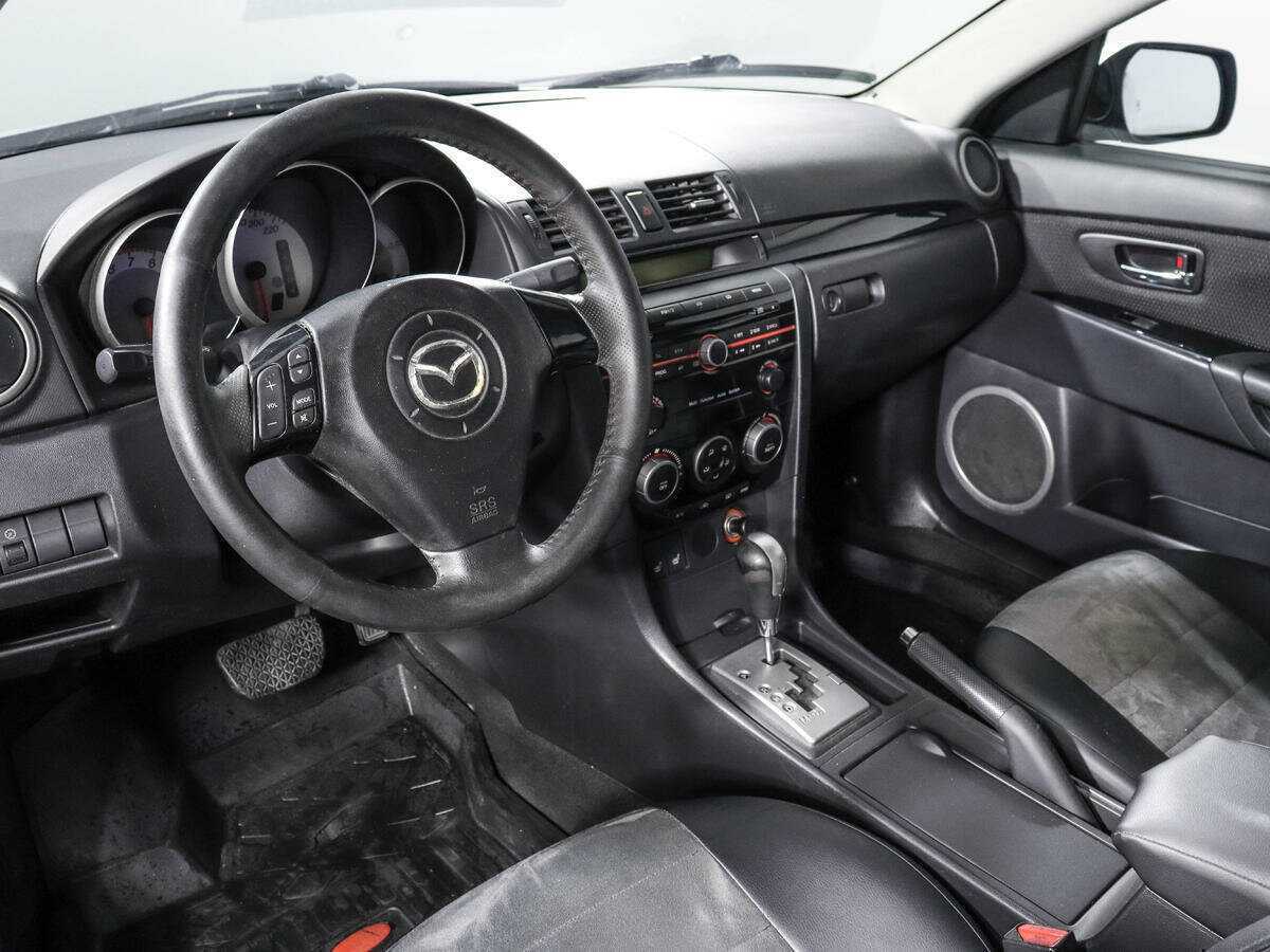 Купить Mazda 3 с пробегом. Фото: #13