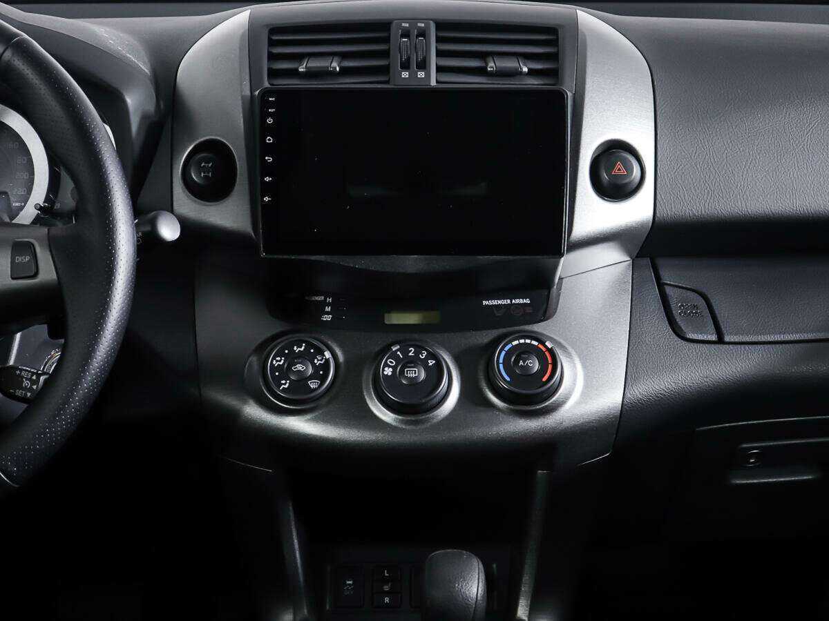 Купить Toyota RAV4 с пробегом. Фото: #11