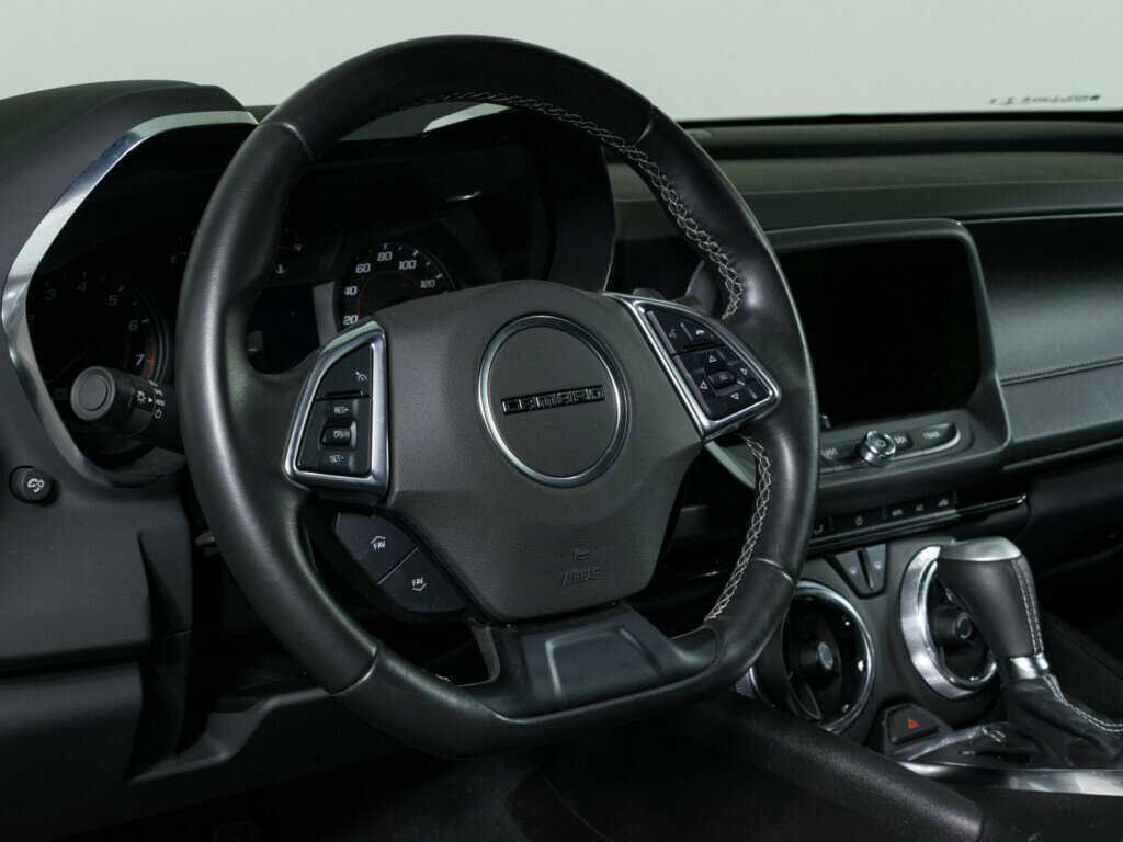 Купить Chevrolet Camaro с пробегом. Фото: #10