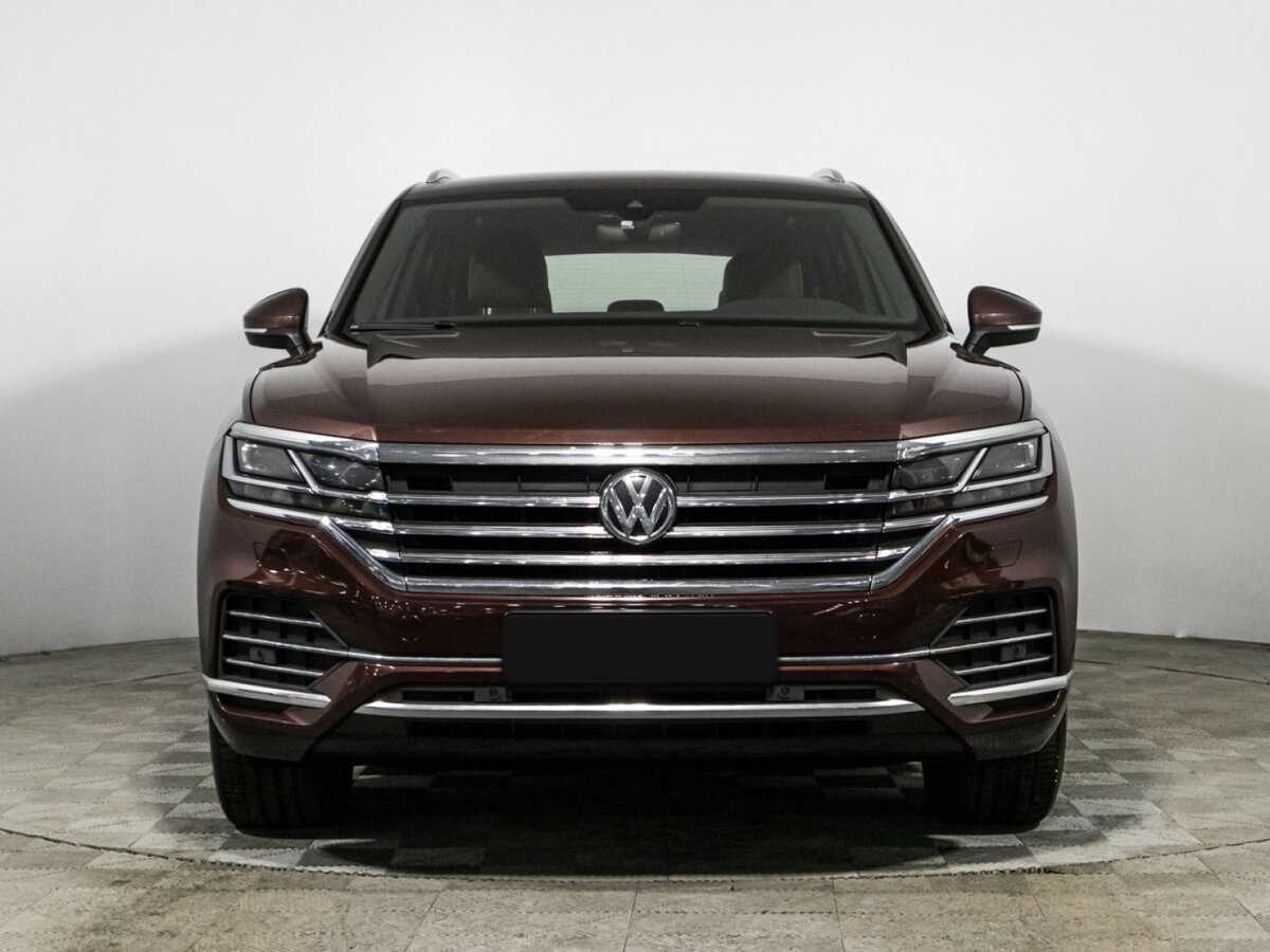 Купить Volkswagen Touareg с пробегом. Фото: #1