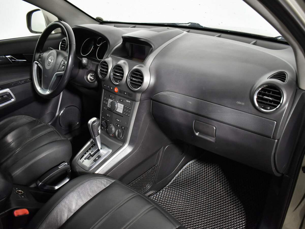 Купить Opel Antara с пробегом. Фото: #10
