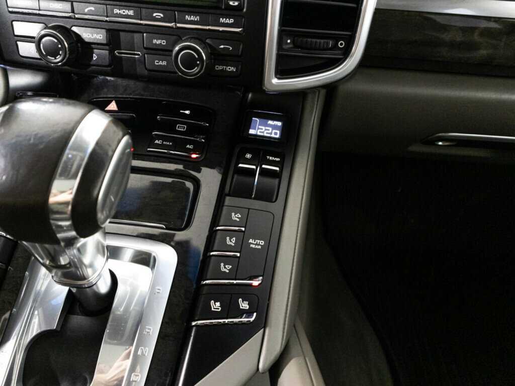 Купить Porsche Cayenne с пробегом. Фото: #18