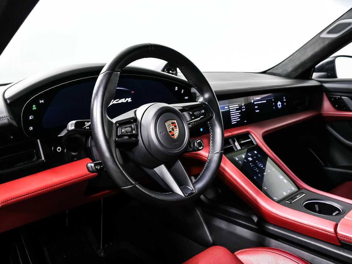 Купить Porsche Taycan с пробегом. Фото: #12