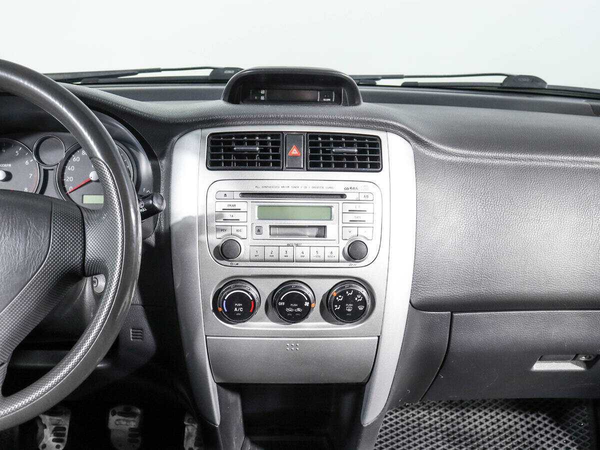 Купить Suzuki Liana с пробегом. Фото: #11