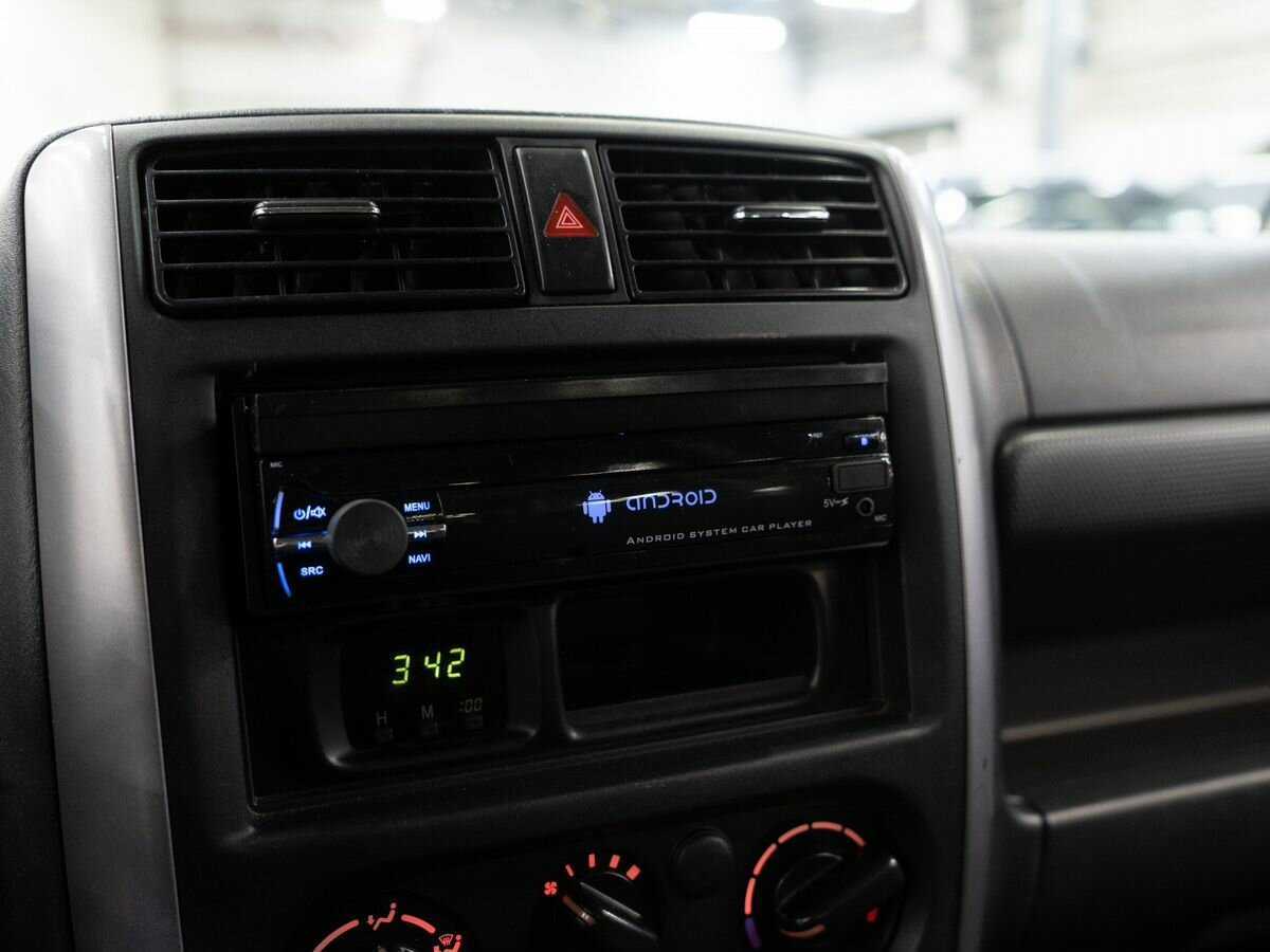 Купить Suzuki Jimny с пробегом. Фото: #8