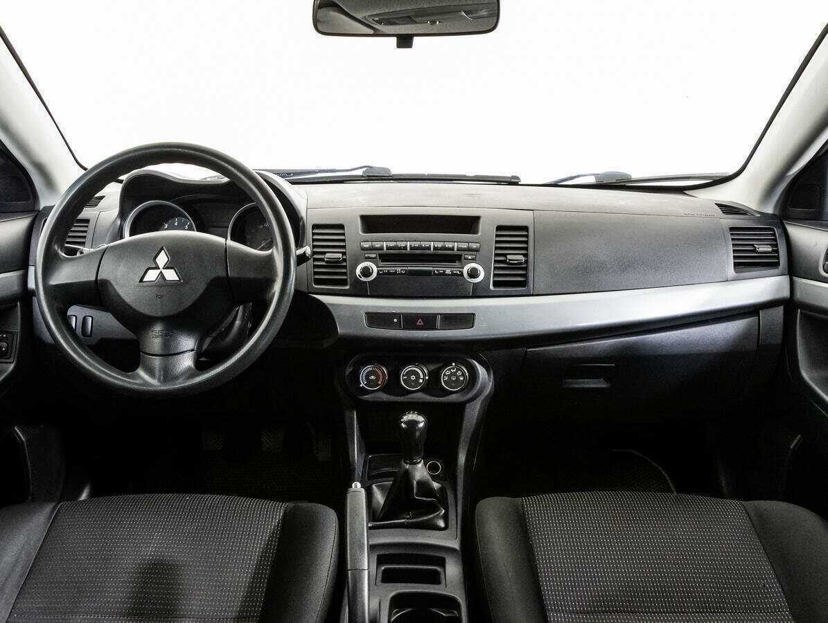 Купить Mitsubishi Lancer с пробегом. Фото: #12