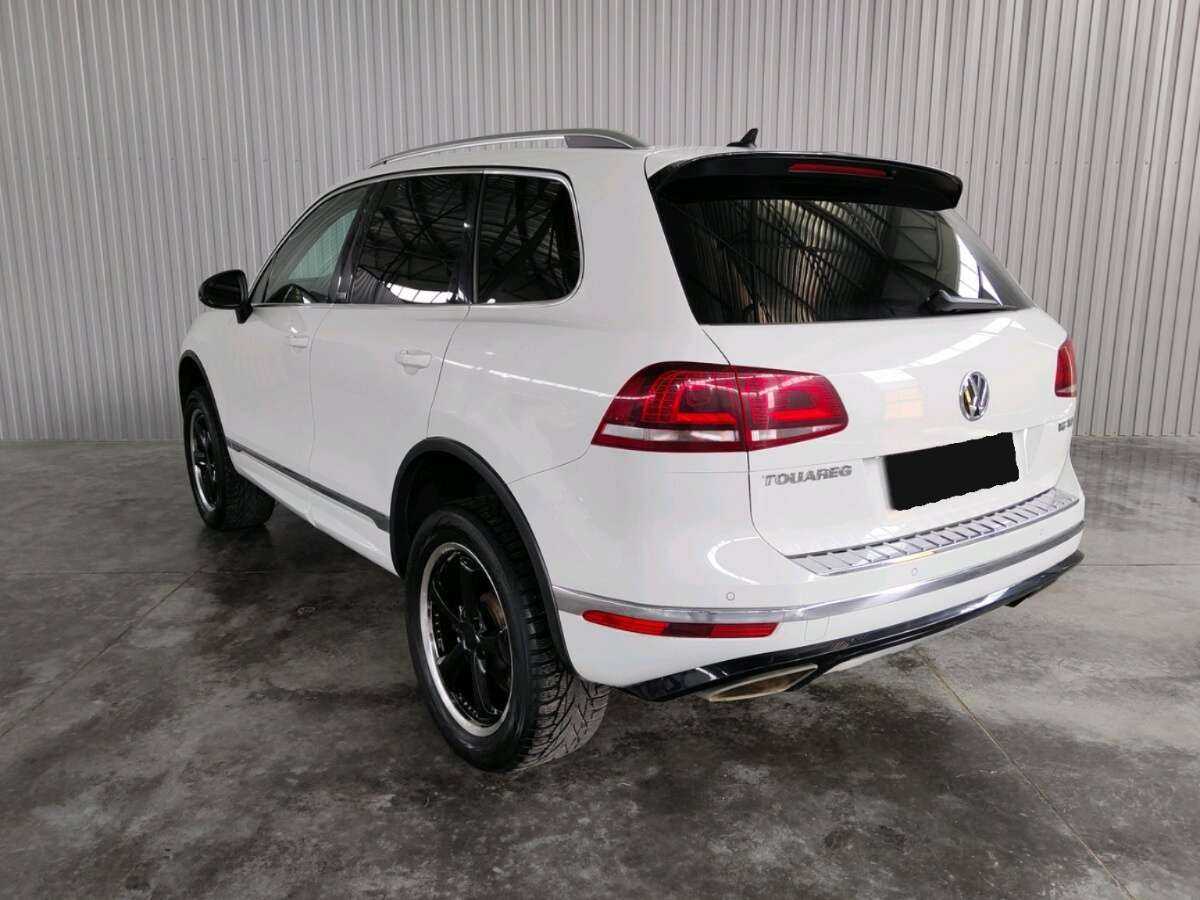 Купить Volkswagen Touareg с пробегом. Фото: #6
