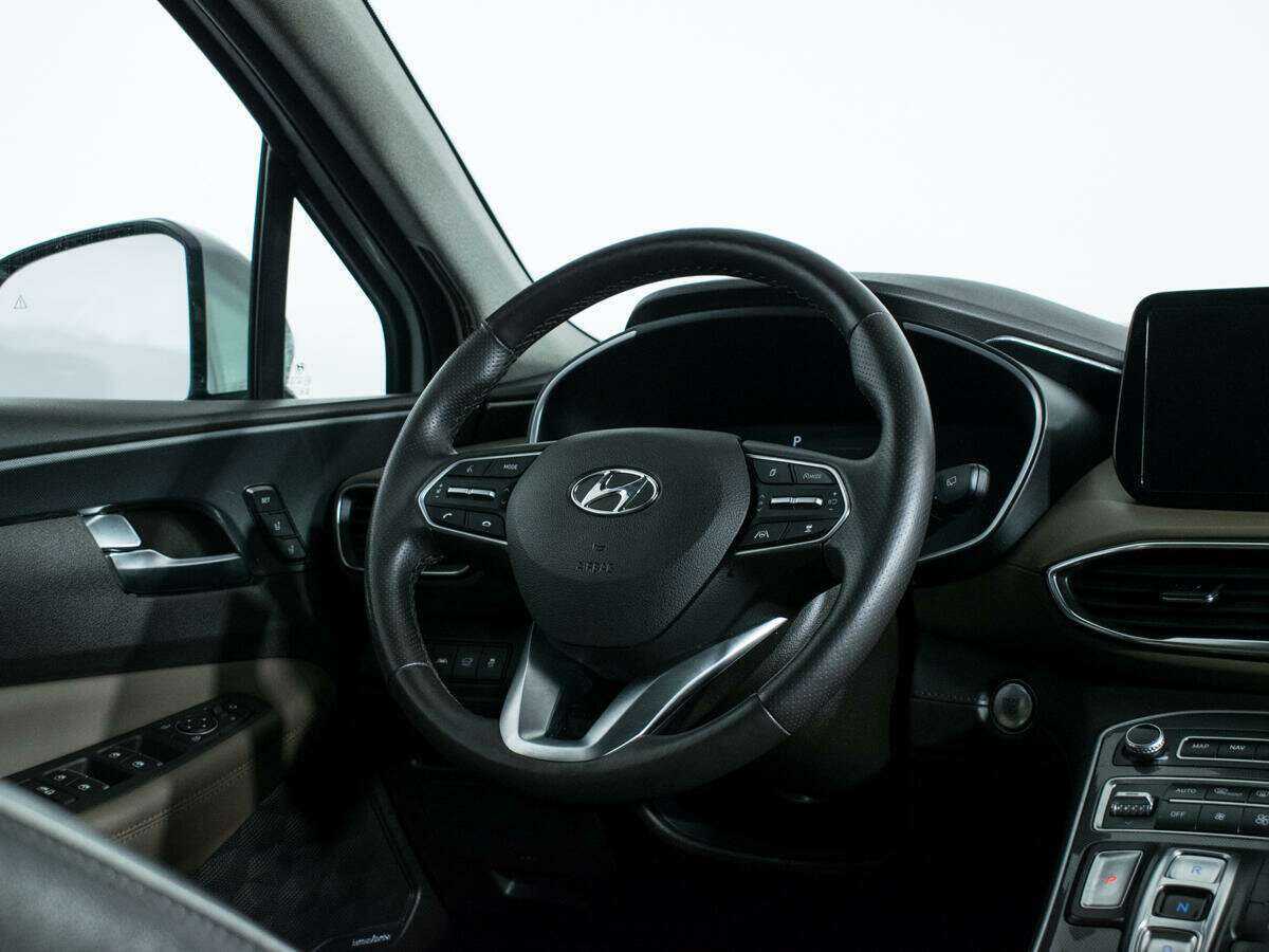 Купить Hyundai Santa Fe с пробегом. Фото: #13