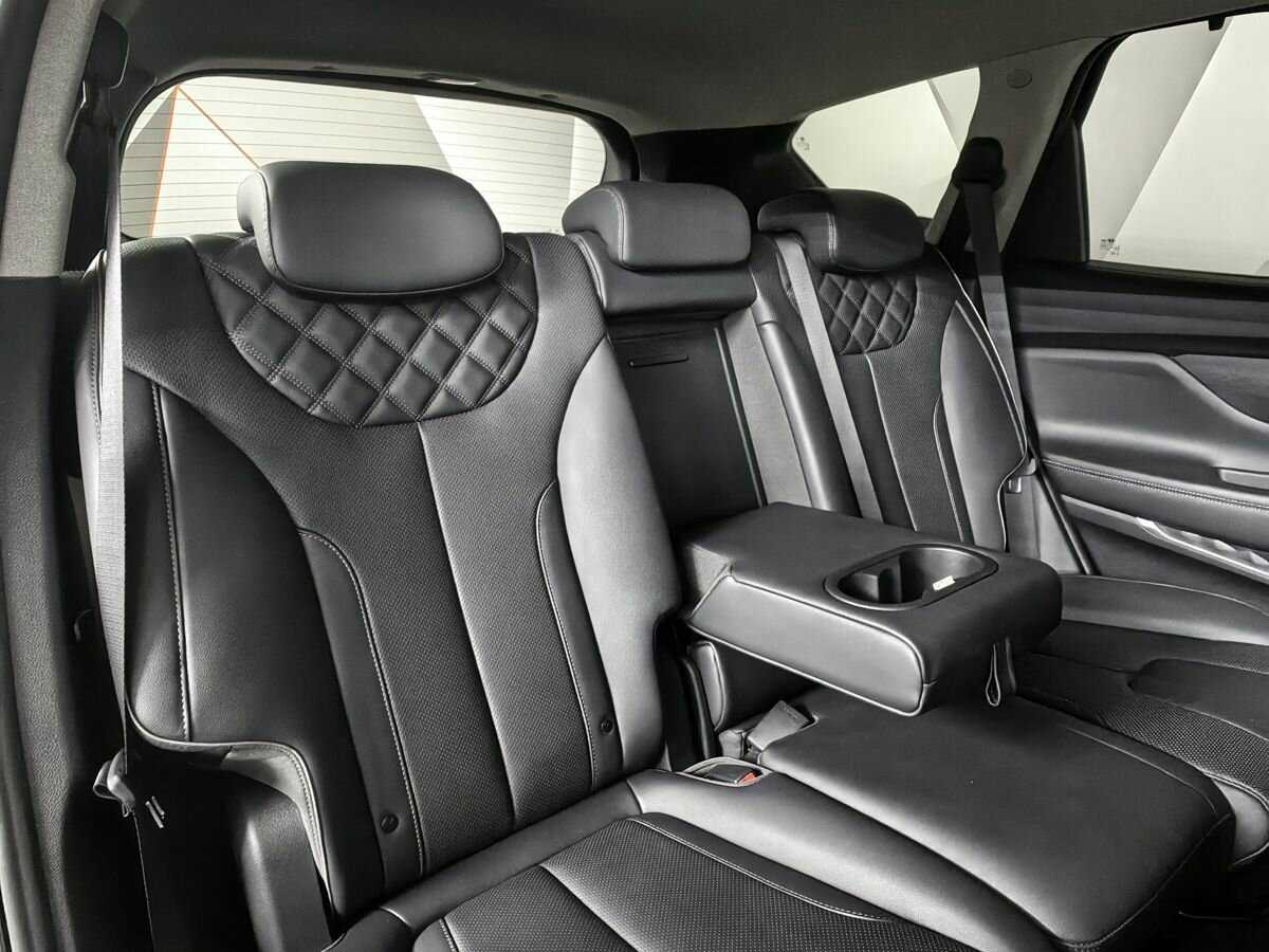 Купить Hyundai Santa Fe с пробегом. Фото: #12