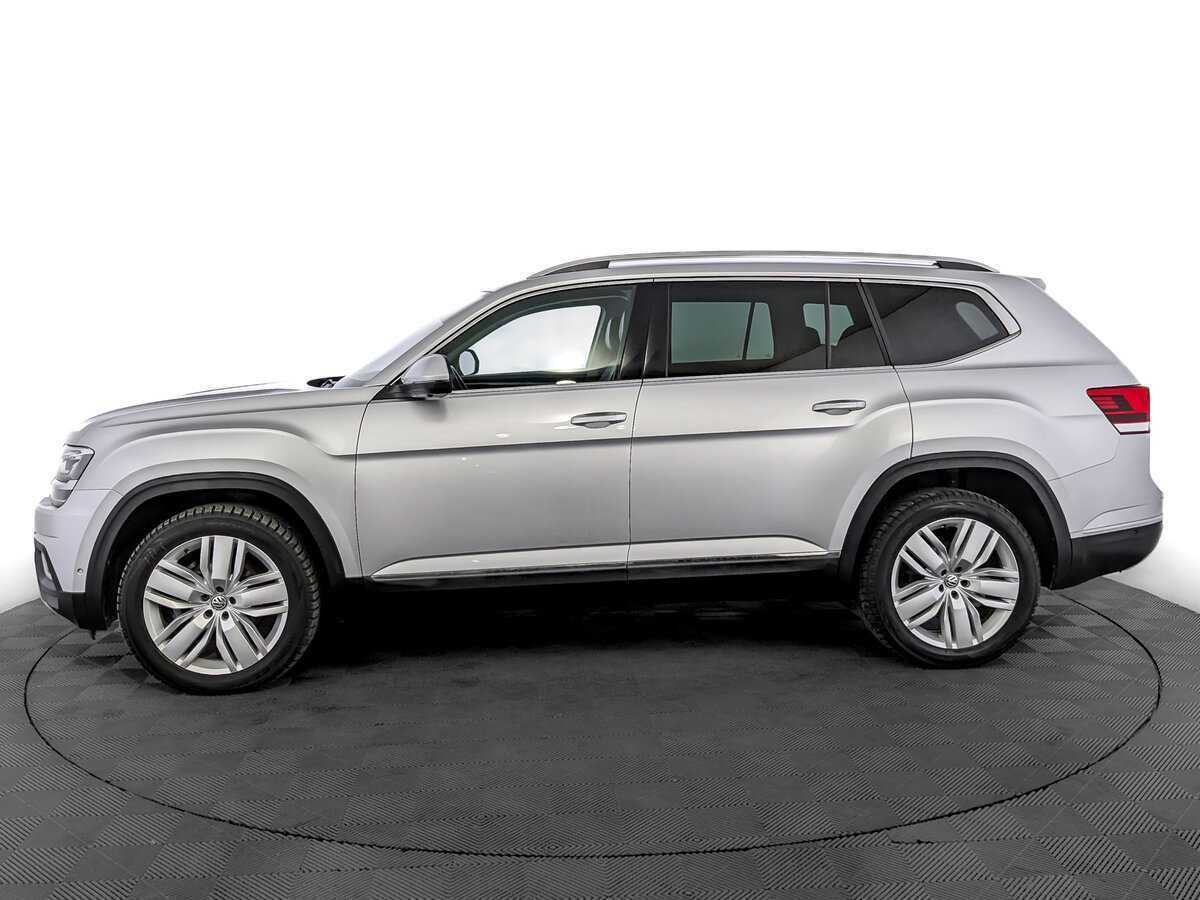 Купить Volkswagen Teramont с пробегом. Фото: #7