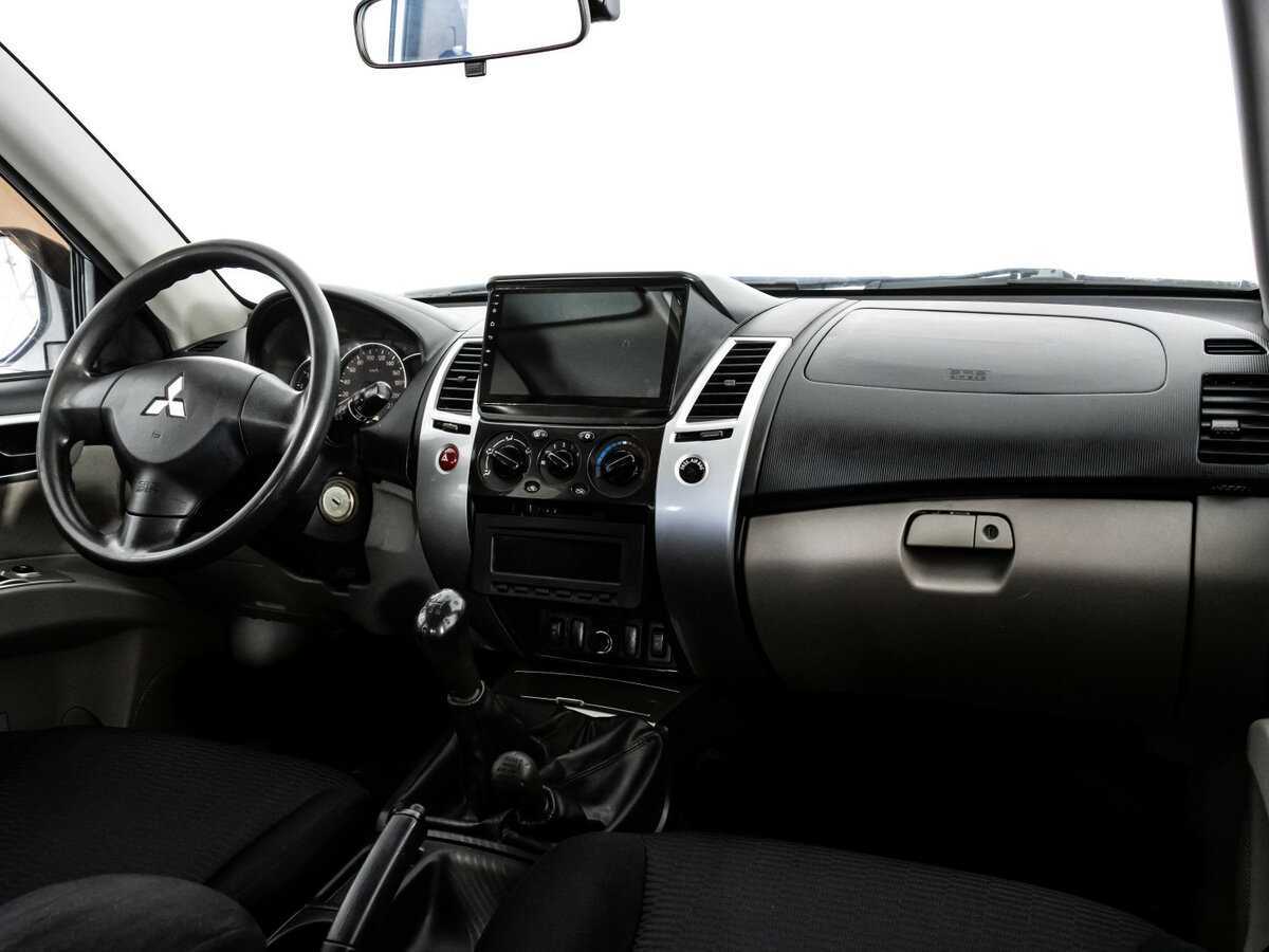 Купить Mitsubishi Pajero Sport с пробегом. Фото: #6