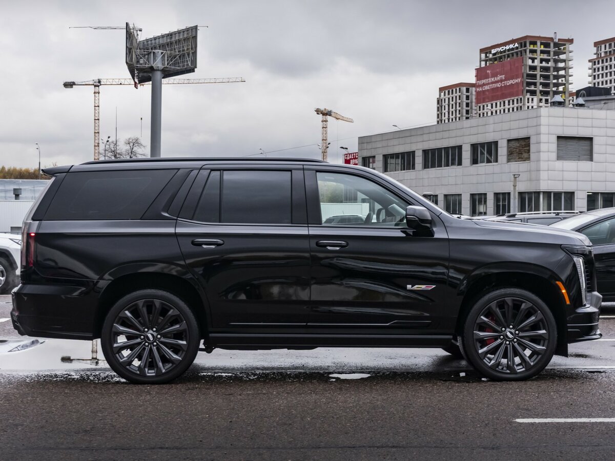 Купить Cadillac Escalade-V с пробегом. Фото: #5