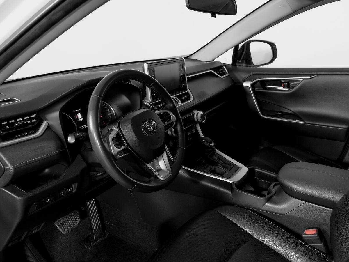 Купить Toyota RAV4 с пробегом. Фото: #13
