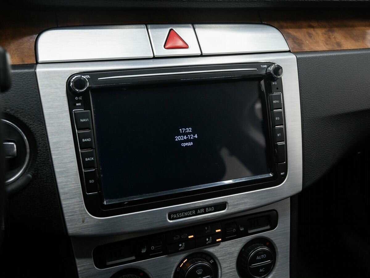 Купить Volkswagen Passat с пробегом. Фото: #17