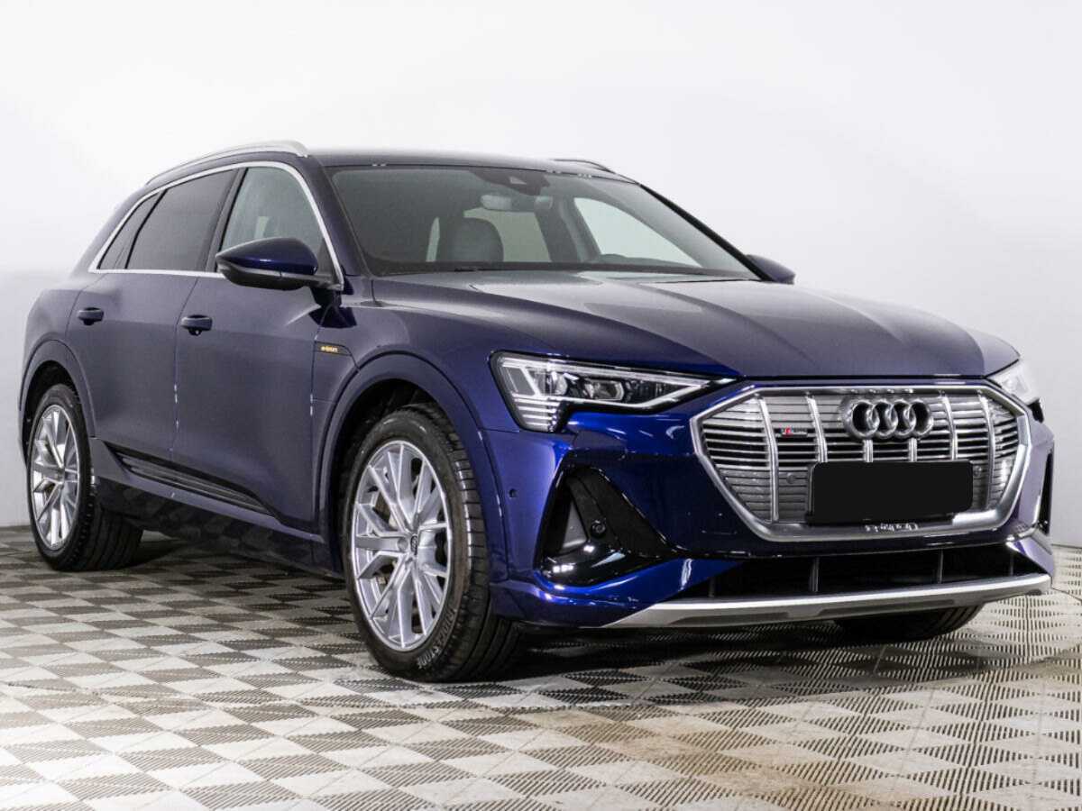 Купить Audi e-tron с пробегом. Фото: #2