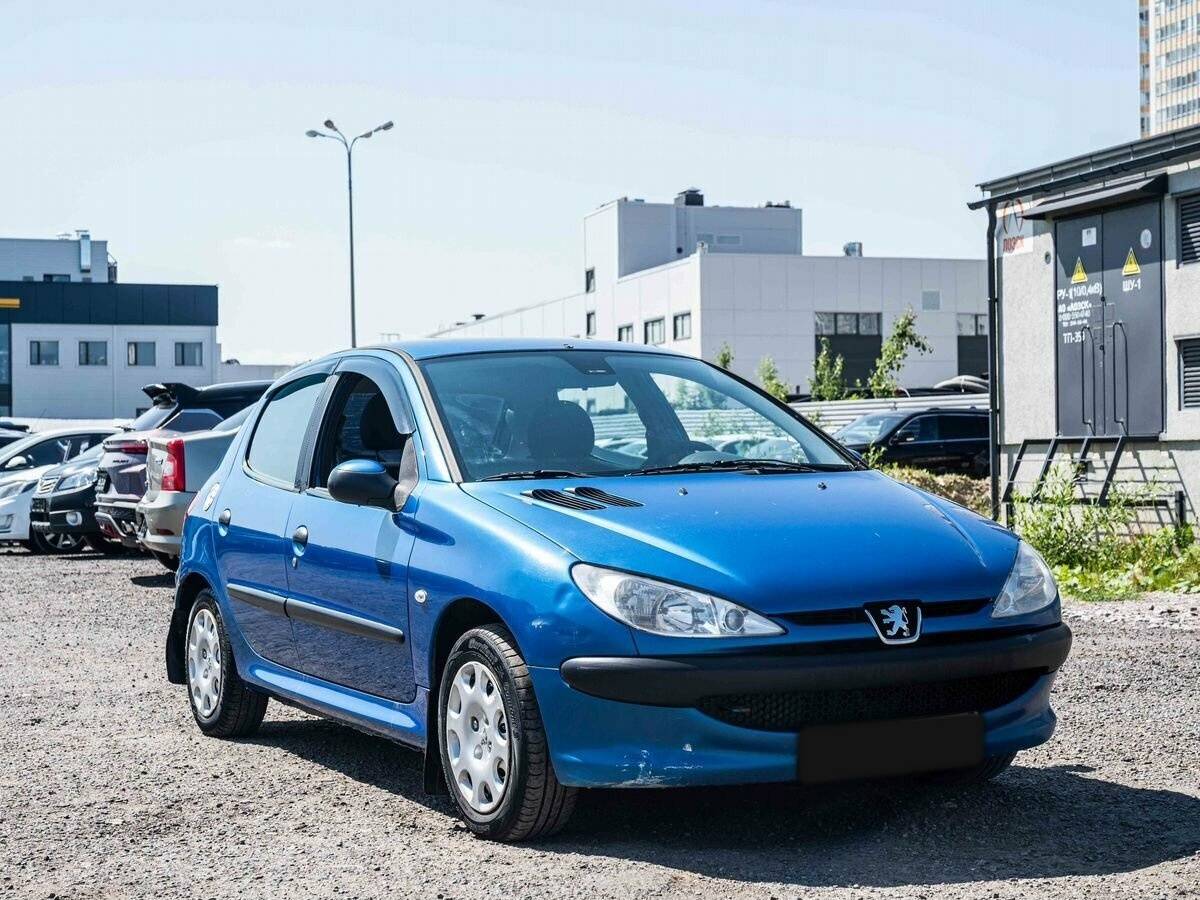 Купить Peugeot 206 с пробегом. Фото: #2