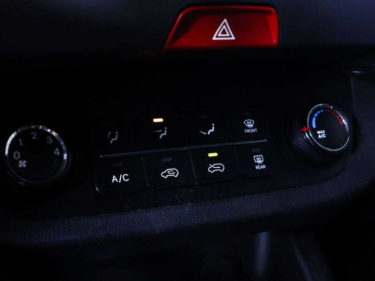 Купить Kia Sportage с пробегом. Фото: #15